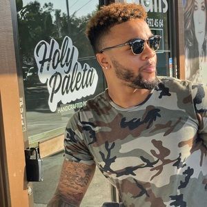 Meet your Posher, Lyle